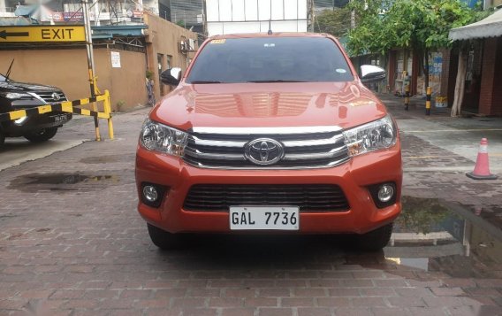 Selling Toyota Hilux 2019 