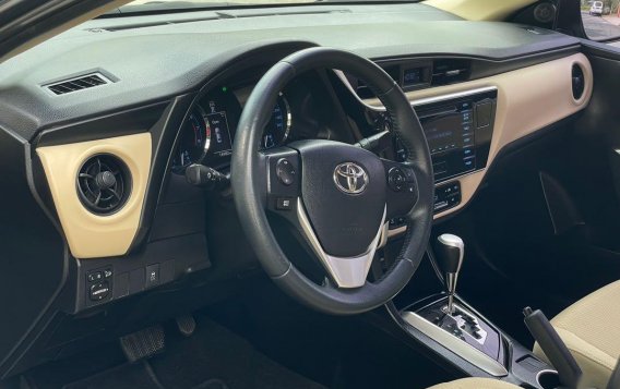  Toyota Corolla altis 2018 -9