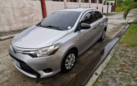 Sell 2015 Toyota Vios-1