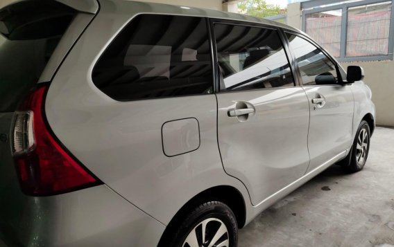 Selling Silver Toyota Avanza 2016 -2