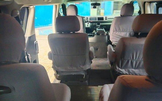 Selling Toyota Hiace Super Grandia 2016 -3