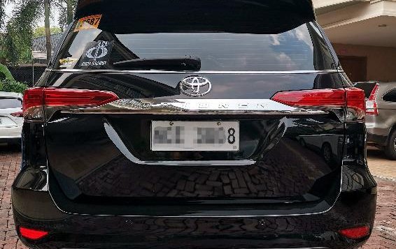 Selling Toyota Fortuner 2016 -4