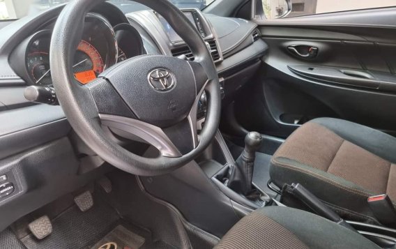 Sell 2015 Toyota Yaris -8