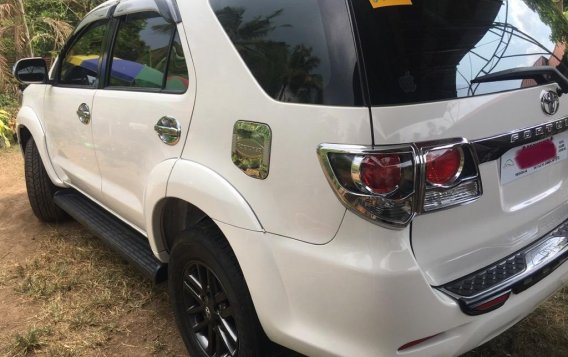 White Toyota Fortuner 2015-2