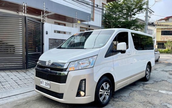 Sell Pearl White 2019 Toyota Hiace 