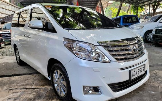 Selling Toyota Alphard 2015 -1