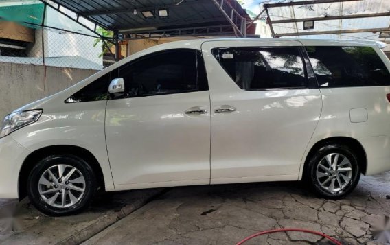 Selling Toyota Alphard 2015 -2