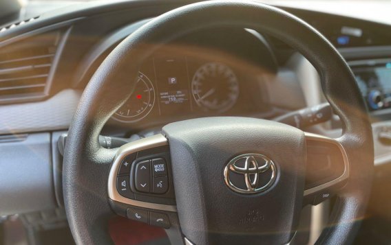 Selling Toyota Innova 2020 -9