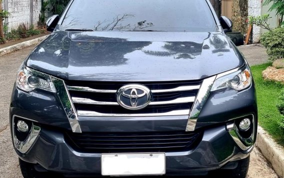 Selling Toyota Fortuner 2016 -1