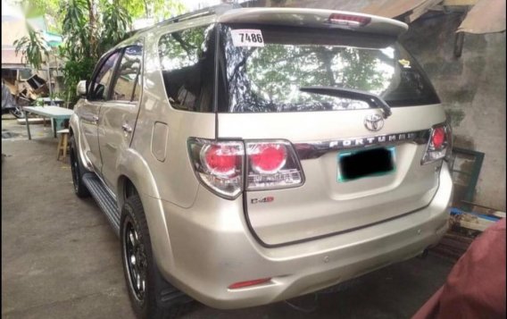 Silver Toyota Fortuner 2012-3
