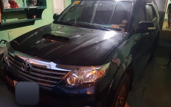 Selling Toyota Fortuner 2015 