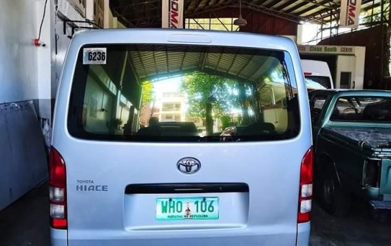  Toyota Hiace 2013 -2