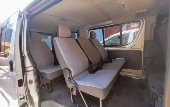  Toyota Hiace 2013 -4