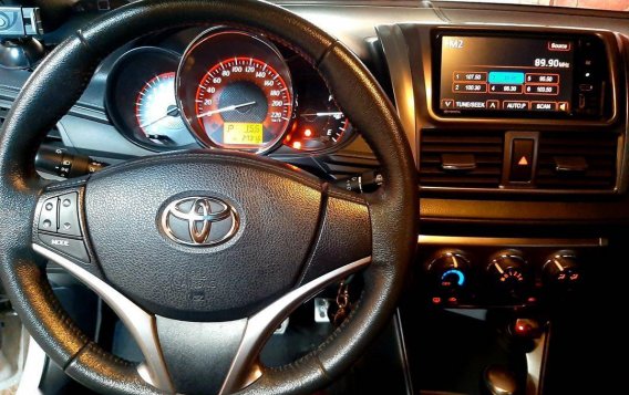 Toyota Yaris 2016-6