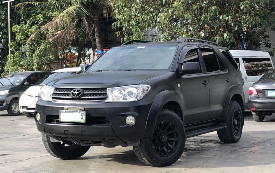  2010 Toyota Fortuner-2