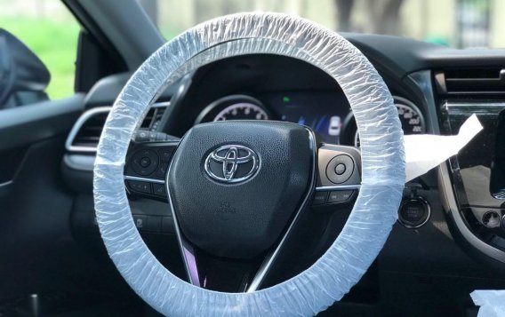  Toyota Camry 2020-6