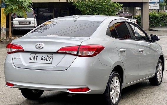 Selling Toyota Vios 2020-4