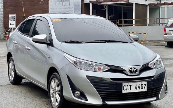 Selling Toyota Vios 2020