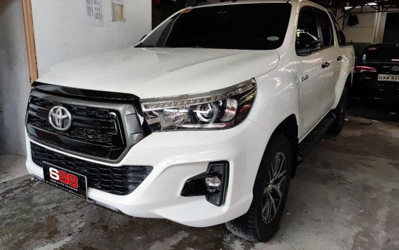 White Toyota Hilux Conquest 2.4 4x2 2019 
