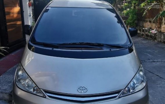 Sell 2004 Toyota Previa -4