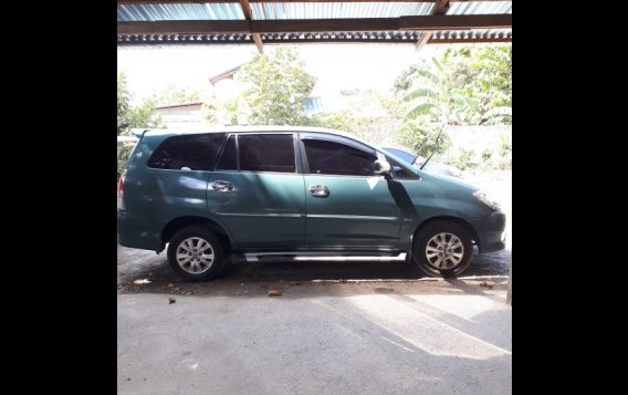 Selling Green Toyota Innova 2012 in Pasig-1