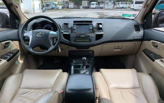Selling Toyota Fortuner 2014 -4