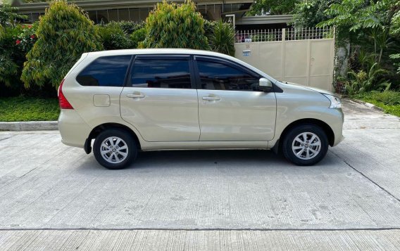 Sell 2016 Toyota Avanza -4