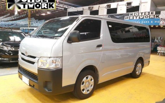Silver Toyota Hiace 2020 for sale in Marikina-2
