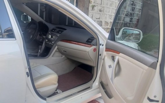 White Toyota Camry 2006 for sale in Quezon City-3