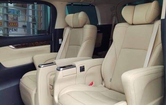 Pearl White Toyota Alphard 2020 for sale in Automatic-6