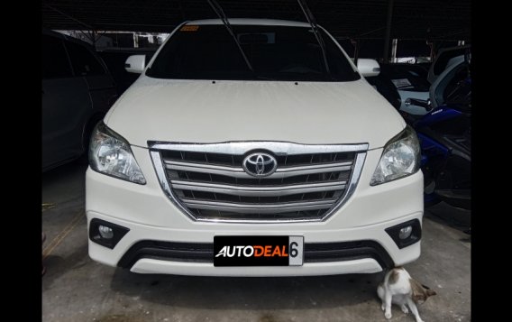 Selling White Toyota Innova 2015 in Pasig