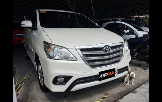 Selling White Toyota Innova 2015 in Pasig-3
