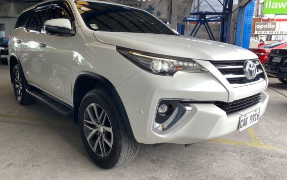 Selling White Toyota Fortuner V 2017 in San Fernando