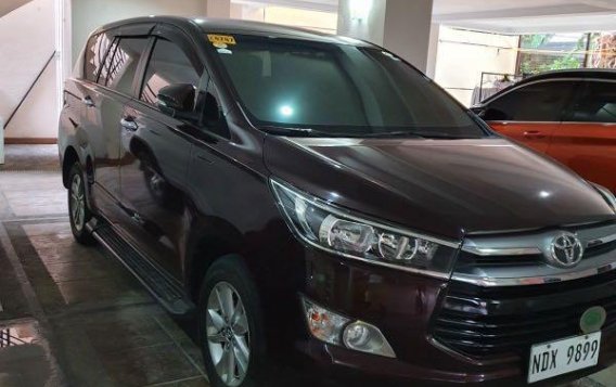 Selling Red Toyota Innova 2016 in Marikina-3