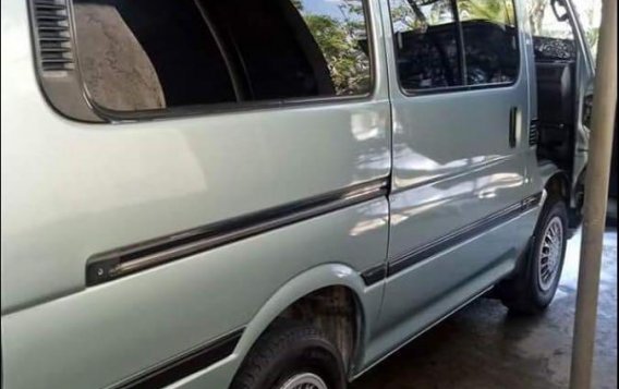  Toyota Hiace 2000 for sale in Manual-8