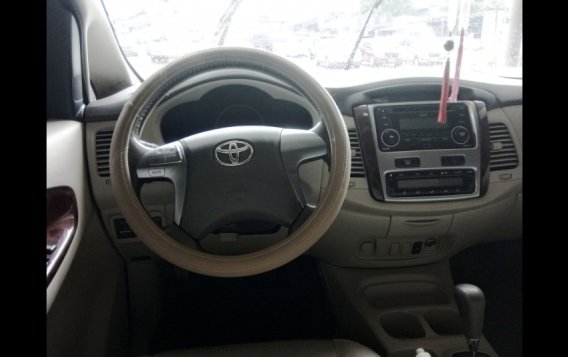 Selling White Toyota Innova 2015 in Pasig-7