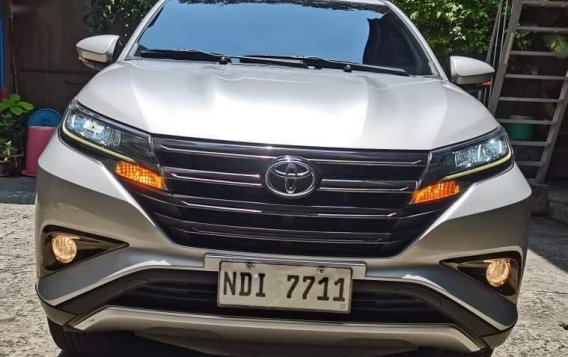 Sell 2019 Toyota Rush in Manila-3