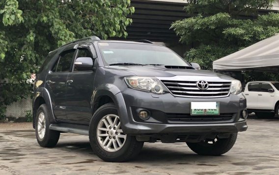 Grey Toyota Fortuner 2013 for sale in Makati