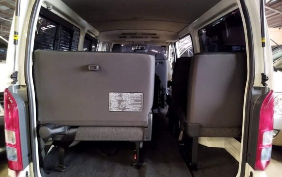 Toyota Hiace 2020 for sale in Manual-9