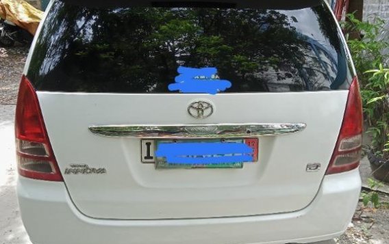 White Toyota Innova 2007 for sale in Taguig-8