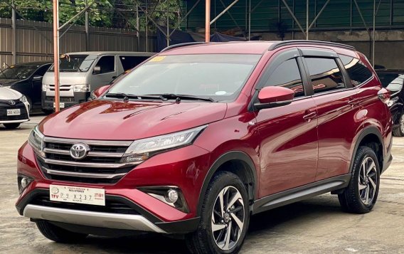 Selling Red Toyota Rush 2021 in Makati-1