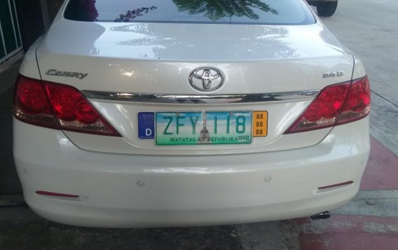White Toyota Camry 2006 for sale in Quezon City-6