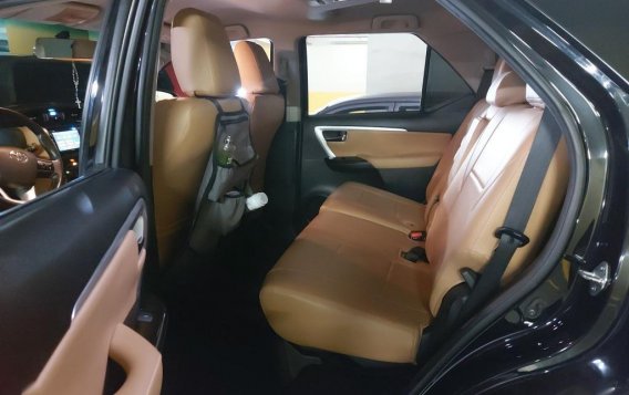 Black Toyota Innova 2016 for sale in Makati-2