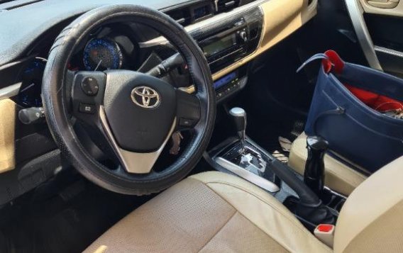 Selling Toyota Corolla Altis 2015 in Las Piñas-4