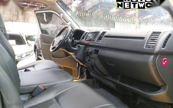 Silver Toyota Hiace 2020 for sale in Marikina-9