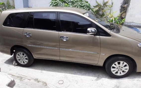 Beige Toyota Innova 2012 for sale in Manila-3