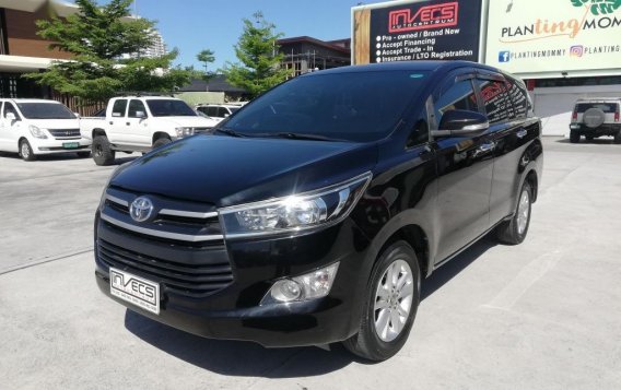 Selling Black Toyota Innova 2016 in San Fernando