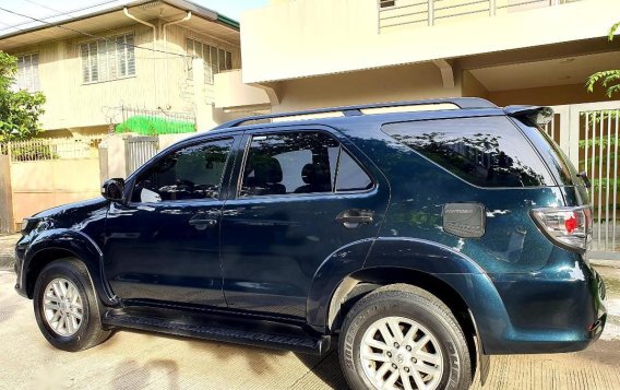 Selling Black Toyota Fortuner 2013 in Parañaque-6