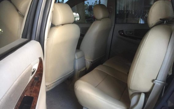 Selling Grayblack Toyota Innova 2015 in Marikina-3