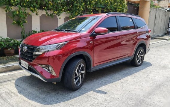 Selling Red Toyota Rush 2020 in Quezon-1